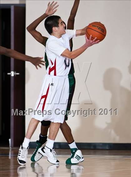 Thumbnail 3 in Dallas HSAA South vs Happy Hill Farm (Lake Country Classic) photogallery.