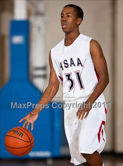 Thumbnail 2 in Dallas HSAA South vs Happy Hill Farm (Lake Country Classic) photogallery.