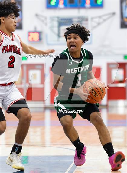 Thumbnail 2 in Westmoor vs. Burlingame (Burlingame Lions Invitational) photogallery.