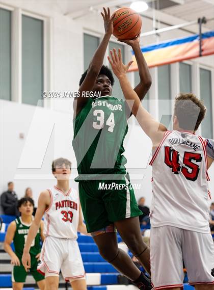 Thumbnail 3 in Westmoor vs. Burlingame (Burlingame Lions Invitational) photogallery.