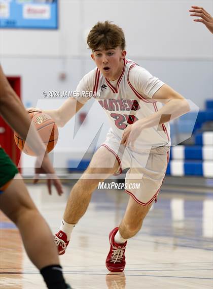 Thumbnail 2 in Westmoor vs. Burlingame (Burlingame Lions Invitational) photogallery.