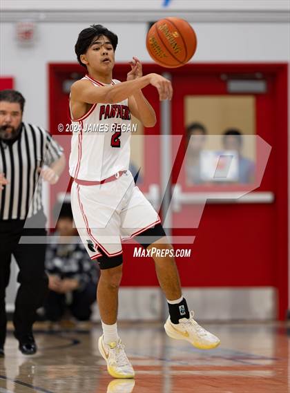 Thumbnail 3 in Westmoor vs. Burlingame (Burlingame Lions Invitational) photogallery.