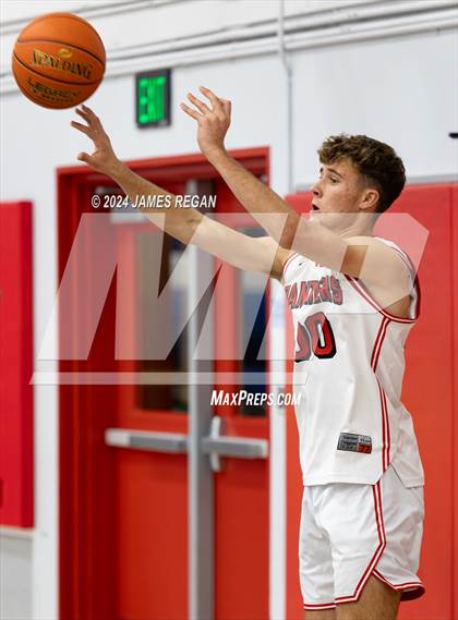 Thumbnail 2 in Westmoor vs. Burlingame (Burlingame Lions Invitational) photogallery.