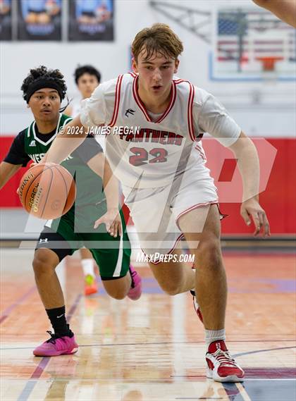 Thumbnail 3 in Westmoor vs. Burlingame (Burlingame Lions Invitational) photogallery.