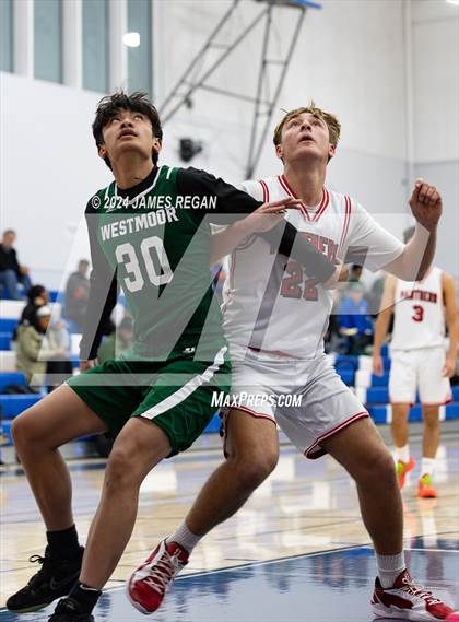 Thumbnail 2 in Westmoor vs. Burlingame (Burlingame Lions Invitational) photogallery.