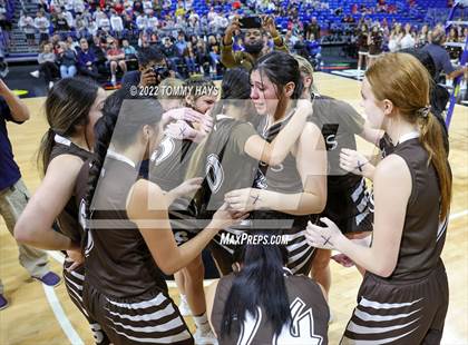 Thumbnail 1 in Robert Lee vs. Sands (UIL 1A State Final) photogallery.