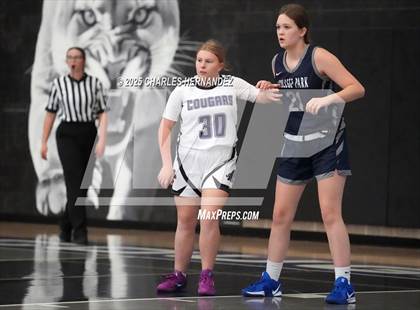 Thumbnail 1 in FR: College Park @ College Station photogallery.