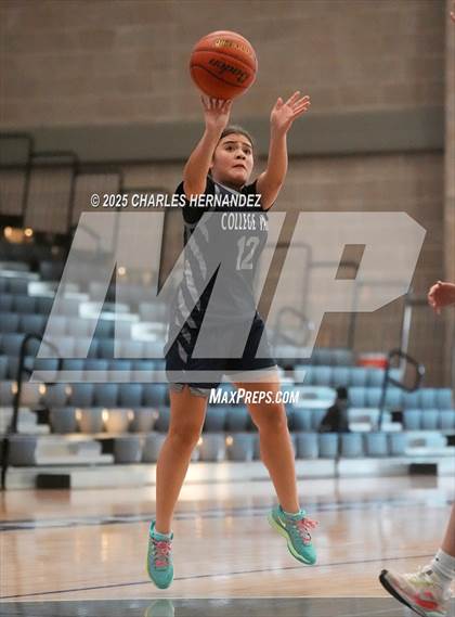 Thumbnail 1 in FR: College Park @ College Station photogallery.