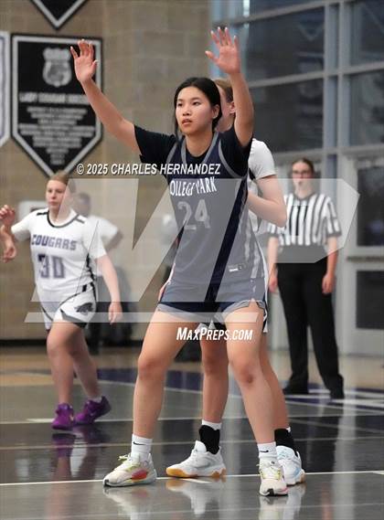 Thumbnail 2 in FR: College Park @ College Station photogallery.