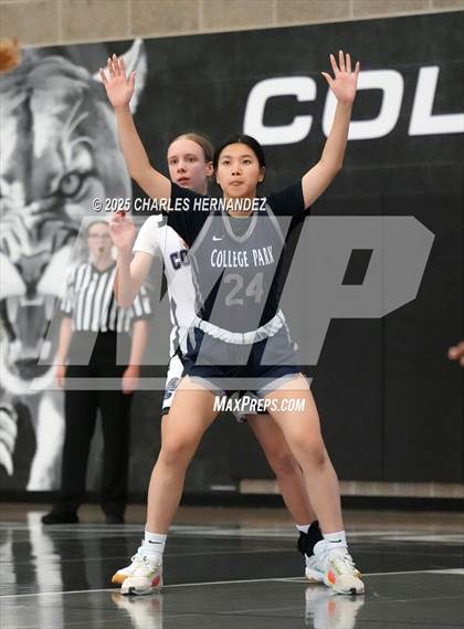 Thumbnail 3 in FR: College Park @ College Station photogallery.