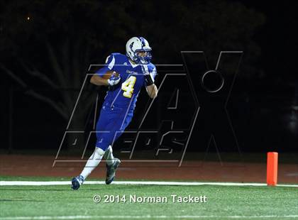 Thumbnail 2 in Hesston @ Collegiate photogallery.