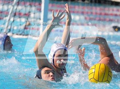 Thumbnail 2 in La Jolla vs. Steele Canyon (CIF SoCal Regional D2 Semifinal) photogallery.