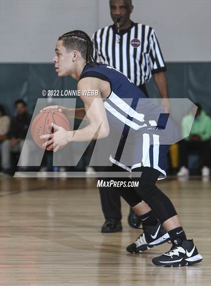 Thumbnail 1 in Poughkeepsie vs Our Lady of Lourdes (Section 1 Class A Final) photogallery.