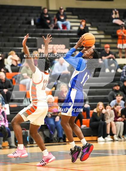 Thumbnail 1 in Hinkley @ Lakewood photogallery.