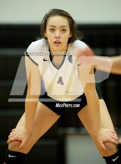 Thumbnail 3 in Carrolton Creekview vs Independence photogallery.