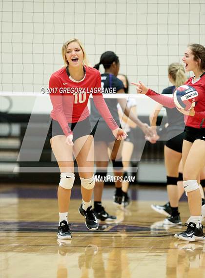 Thumbnail 2 in Carrolton Creekview vs Independence photogallery.