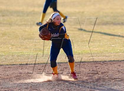 Thumbnail 2 in Ludlowe @ Brookfield photogallery.