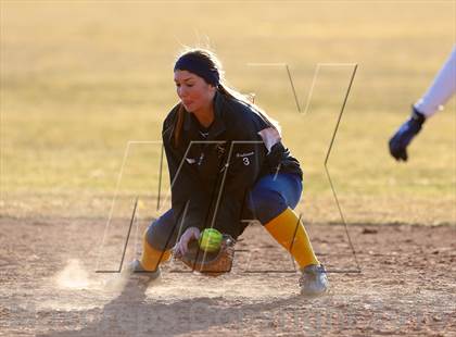 Thumbnail 3 in Ludlowe @ Brookfield photogallery.
