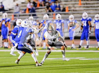 Thumbnail 3 in Jay vs. Brennan photogallery.