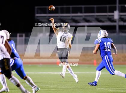 Thumbnail 3 in Jay vs. Brennan photogallery.