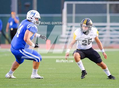 Thumbnail 2 in Jay vs. Brennan photogallery.