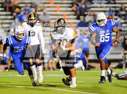 Thumbnail 2 in Jay vs. Brennan photogallery.