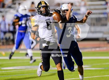 Thumbnail 3 in Jay vs. Brennan photogallery.