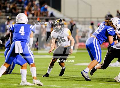 Thumbnail 2 in Jay vs. Brennan photogallery.