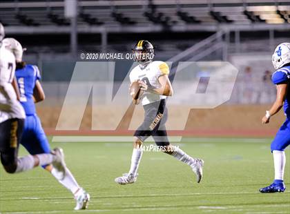 Thumbnail 2 in Jay vs. Brennan photogallery.