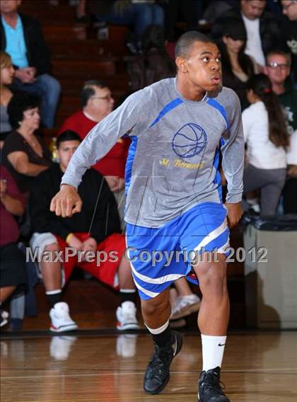 Thumbnail 1 in St. Bernard vs. Cantwell-Sacred Heart photogallery.