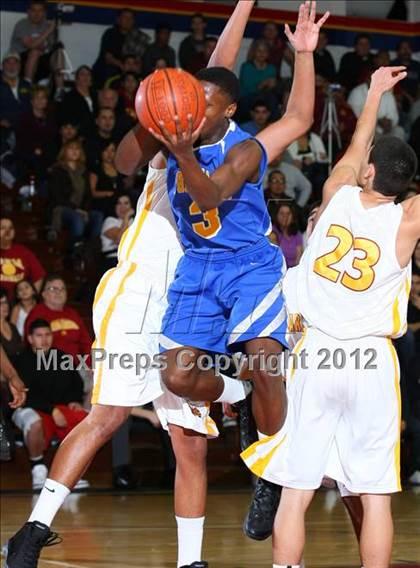 Thumbnail 1 in St. Bernard vs. Cantwell-Sacred Heart photogallery.
