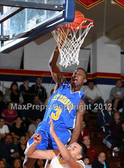 Thumbnail 3 in St. Bernard vs. Cantwell-Sacred Heart photogallery.
