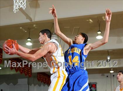 Thumbnail 2 in St. Bernard vs. Cantwell-Sacred Heart photogallery.