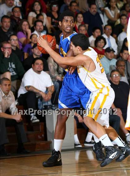 Thumbnail 3 in St. Bernard vs. Cantwell-Sacred Heart photogallery.