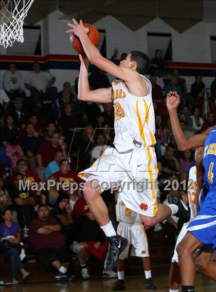 Thumbnail 2 in St. Bernard vs. Cantwell-Sacred Heart photogallery.