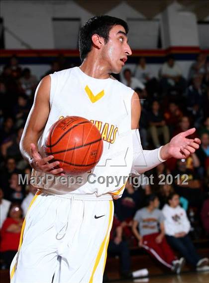 Thumbnail 1 in St. Bernard vs. Cantwell-Sacred Heart photogallery.