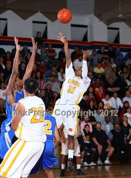 Thumbnail 1 in St. Bernard vs. Cantwell-Sacred Heart photogallery.