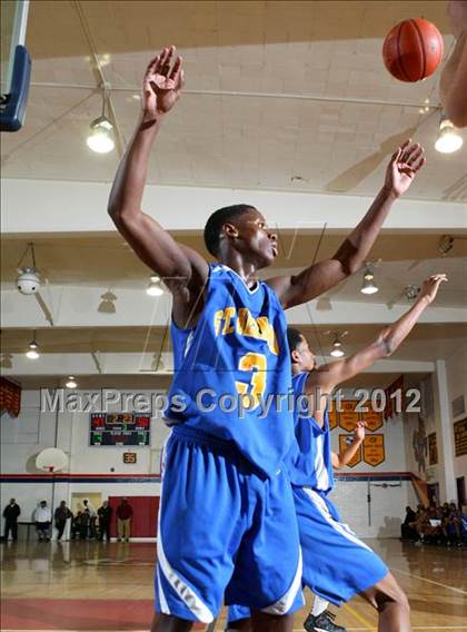 Thumbnail 1 in St. Bernard vs. Cantwell-Sacred Heart photogallery.