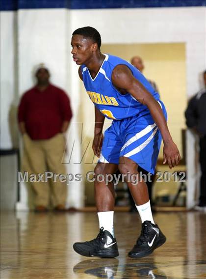 Thumbnail 3 in St. Bernard vs. Cantwell-Sacred Heart photogallery.