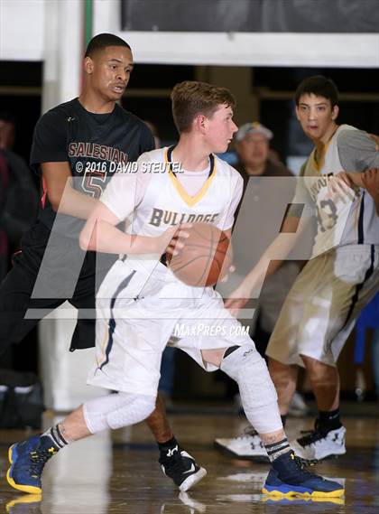 Thumbnail 1 in Salesian College Preparatory vs. Gridley (Gridley Invitational) photogallery.