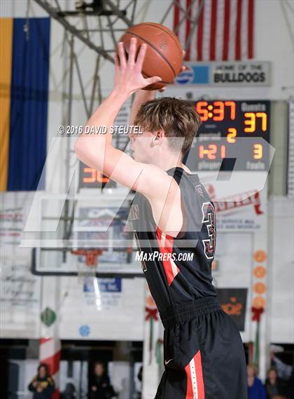 Thumbnail 1 in Salesian College Preparatory vs. Gridley (Gridley Invitational) photogallery.