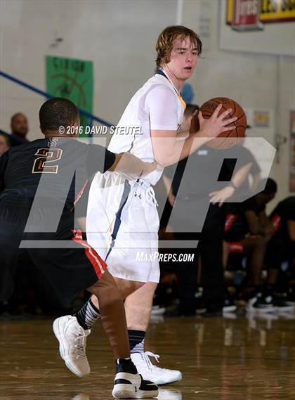 Thumbnail 1 in Salesian College Preparatory vs. Gridley (Gridley Invitational) photogallery.