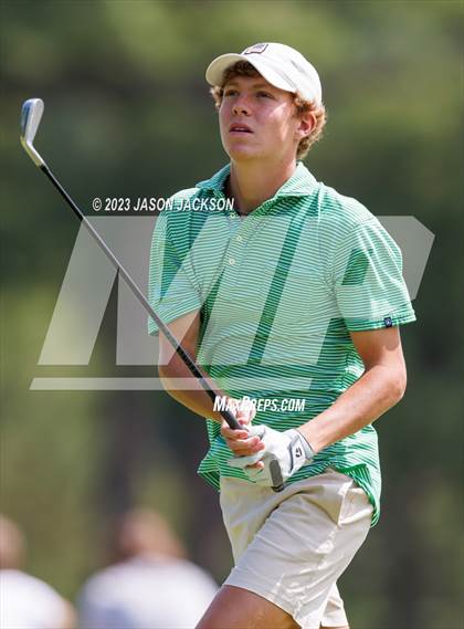 Thumbnail 1 in NCHSAA 4A Finals (Round 2) photogallery.