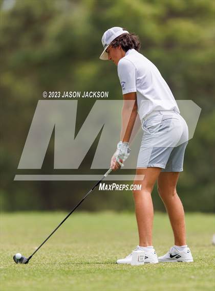 Thumbnail 1 in NCHSAA 4A Finals (Round 2) photogallery.