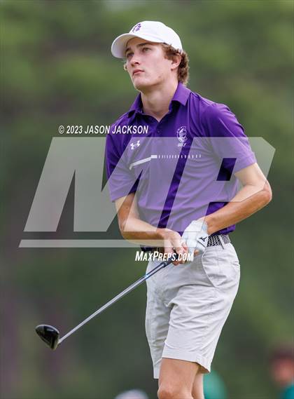 Thumbnail 1 in NCHSAA 4A Finals (Round 2) photogallery.