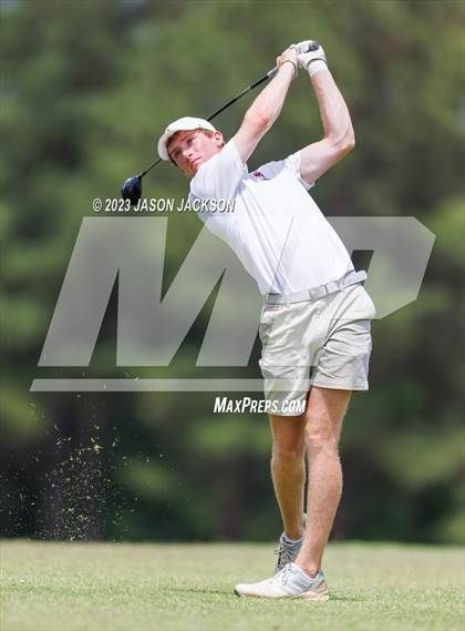 Thumbnail 2 in NCHSAA 4A Finals (Round 2) photogallery.