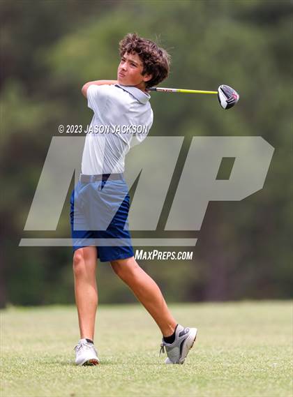 Thumbnail 2 in NCHSAA 4A Finals (Round 2) photogallery.