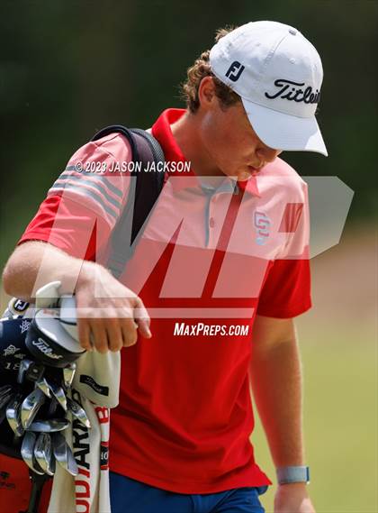 Thumbnail 2 in NCHSAA 4A Finals (Round 2) photogallery.