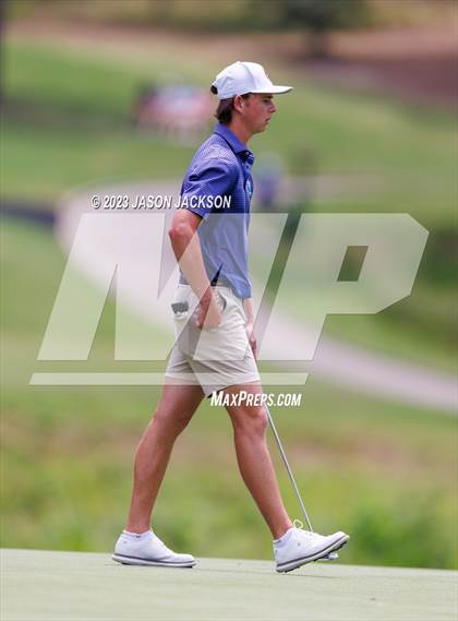 Thumbnail 3 in NCHSAA 4A Finals (Round 2) photogallery.