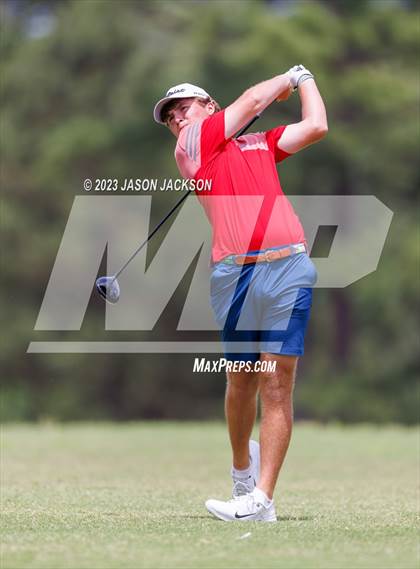 Thumbnail 3 in NCHSAA 4A Finals (Round 2) photogallery.